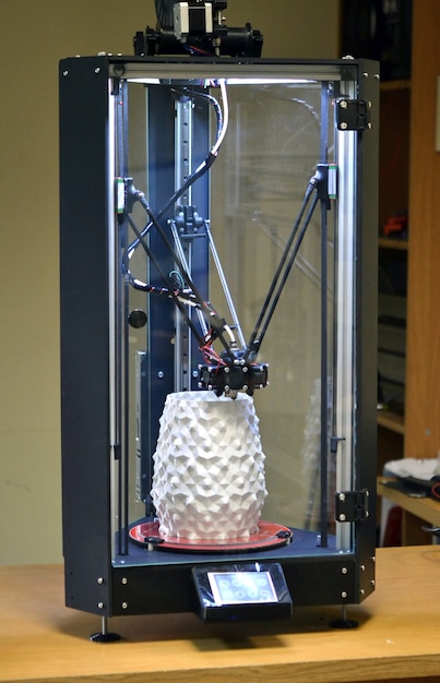 Koszt druku w technologii 3D: Kluczowe czynniki wpływające na wydatki