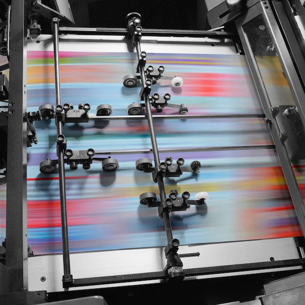 Druk offsetowy cena – jak zaoszczędzić na druku?